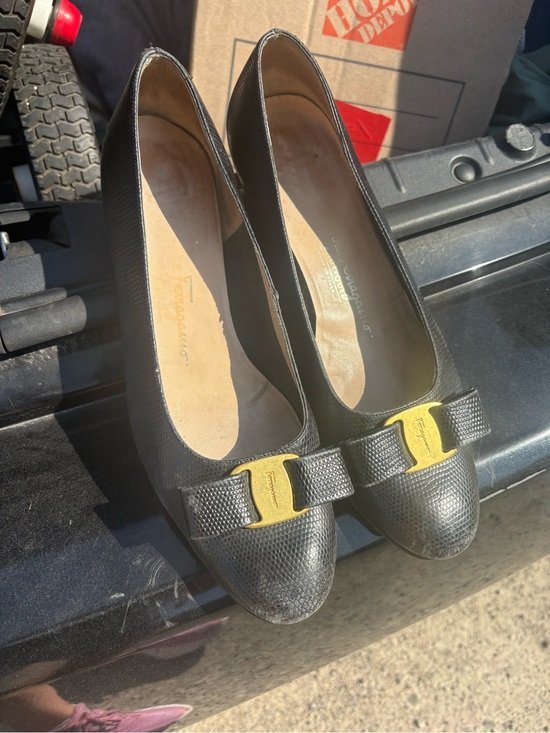Salvatore Ferragamo Shoes - Salvatore Ferragamo Black Leather Vara Bow Flats with Gold Hardware